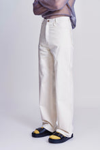 Load image into Gallery viewer, WHITE TROUSER
